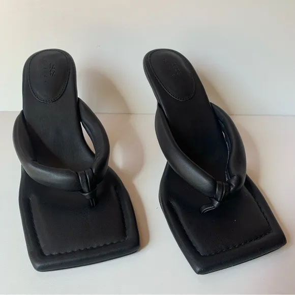 Asos Black Women’s high heels Sandals Square Front and heels Size 9