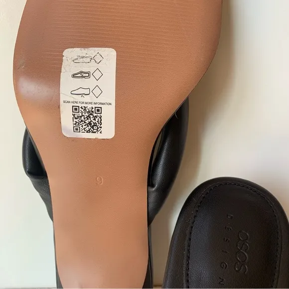 Asos Black Women’s high heels Sandals Square Front and heels Size 9