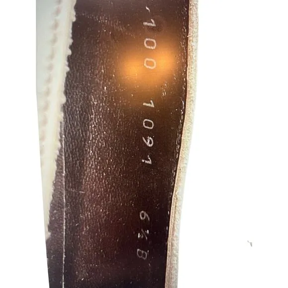 Authentic Vintage GUCCI white patent leather loafers with black horsebit