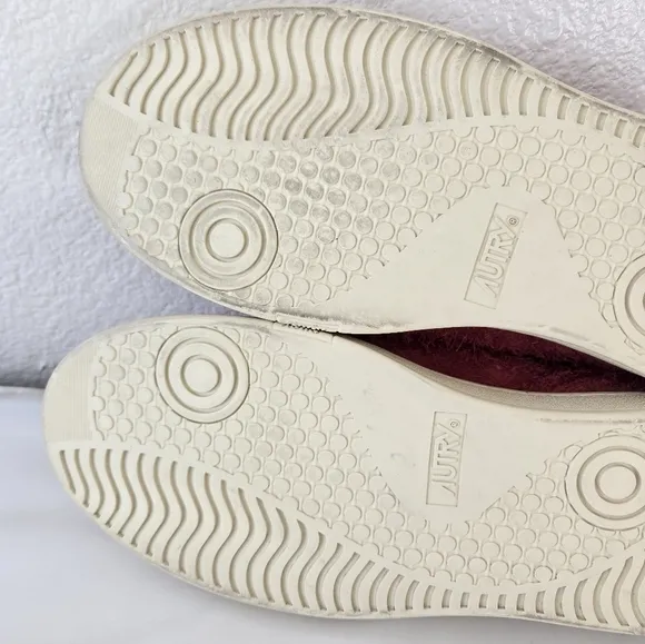 AUTRY Medalist 01 Red Suede Flat Low Sneakers Women’s Size 36 or US 6