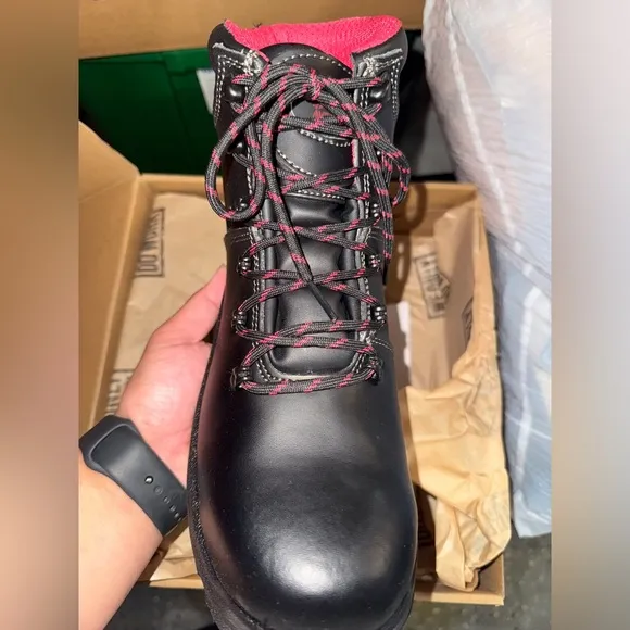 Avenger Women's Black Safety Boots