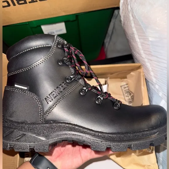 Avenger Women's Black Safety Boots