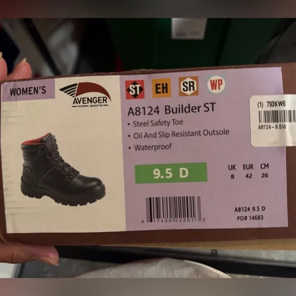 Avenger Women's Black Safety Boots