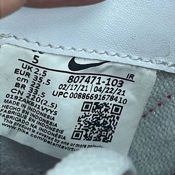 (B) Nike‎ Cortez, Y2k, Women's size 5