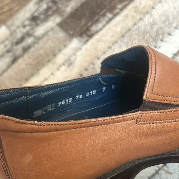 Bacco Bucci Made in Italy Brown Leather Loafers Size 7