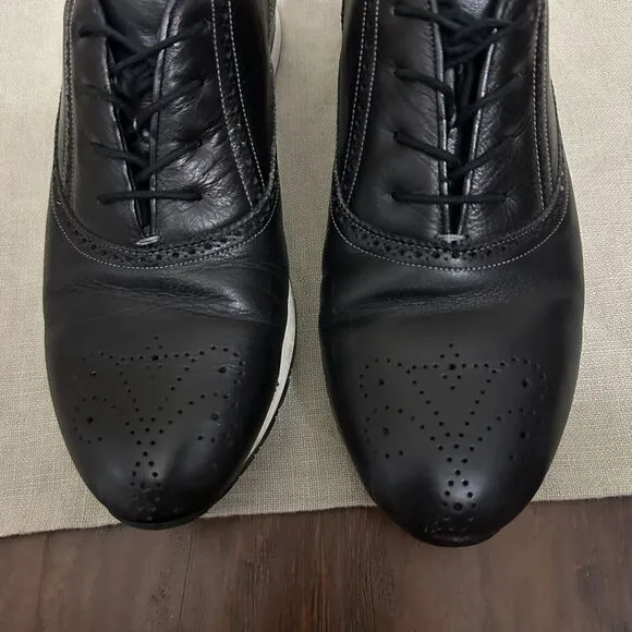 BACCO BUCCI Mens KEYLOR Fashion Sneaker Medallion Toe in Black Leather