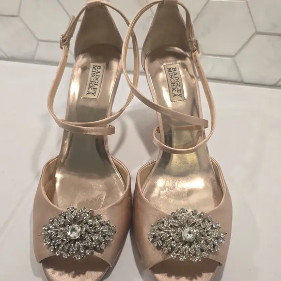 Badgley Mischka Pink Satin Abigail Crystal Embellished Wedge Sandals Size 10