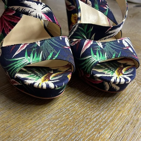 BAKERS McCoy Navy Floral Tropical High Heel Sandals 11