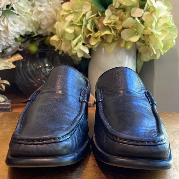 Bally “Arcon” Slip-On Black Lambskin Leather Loafers | Lightly Worn!