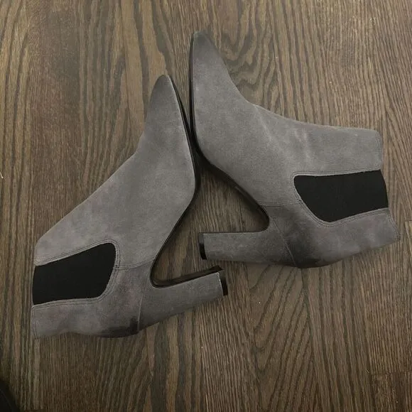 Banana Republic Belinda Chelsea Boots Gray Leather Slip On Herls Size 8.5M