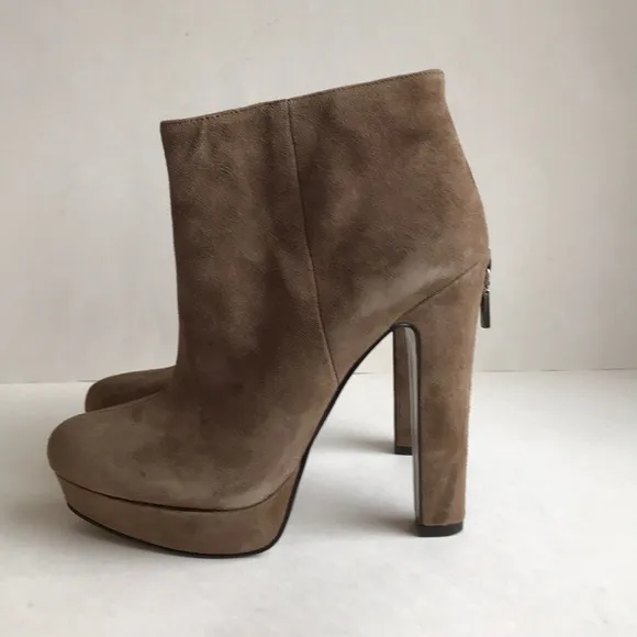 BCBGeneration  suede leather heeled boots Sz 9