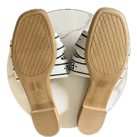 BCBGeneration Women’s BCBG KRISTA Kala White Black Logo Flat Sandals Size 10