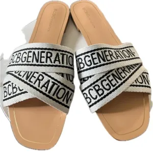 BCBGeneration Women’s BCBG KRISTA Kala White Black Logo Flat Sandals Size 10