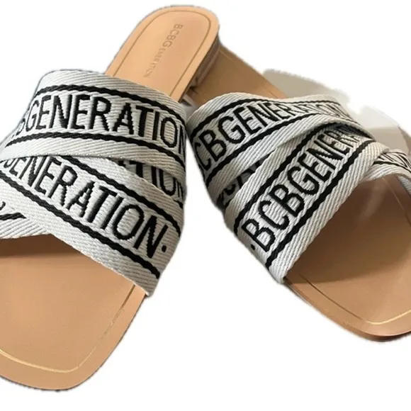 BCBGeneration Women’s BCBG KRISTA Kala White Black Logo Flat Sandals Size 10