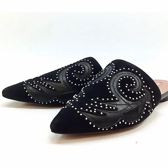 BCBGMAXAZRIA Nola Studded Pointed Toe Mule Sandal Flat Heel Fashionable Shoe 7.5
