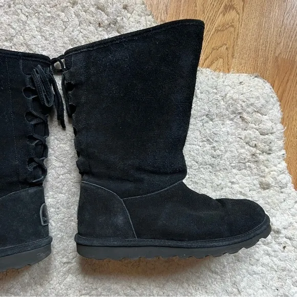 BEARPAW Women's Phylly Black Suede Women's Classic Boots Size 9