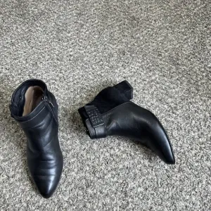Beautifeel Ankle Boots Suede Black Leather Low Block Heel Classy Zip 36 US 5-5.5