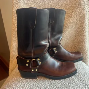 Beautiful, Men's Durango Brown Harness Boots, Square Toe, Pill-On, Size 10