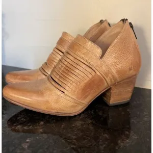 Bed Stu Boots Trough Slip-On Women's 6‎ Sand Rustic Heeled  Made USA Booties