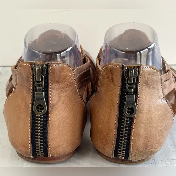Bed Stu Cara Light Brown Leather Gladiator Strappy Open Toe Flat Sandals Size 9