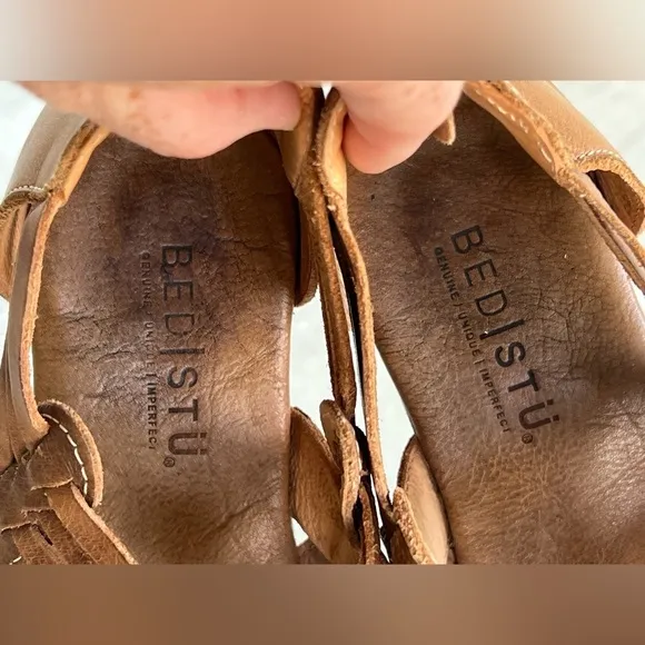 Bed Stu Cara Light Brown Leather Gladiator Strappy Open Toe Flat Sandals Size 9