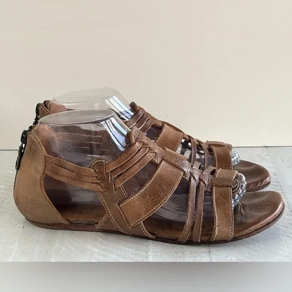 Bed Stu Cara Light Brown Leather Gladiator Strappy Open Toe Flat Sandals Size 9