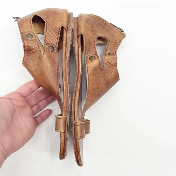 Bed Stu Soto Brown Tan Rustic Leather Sandals size 9