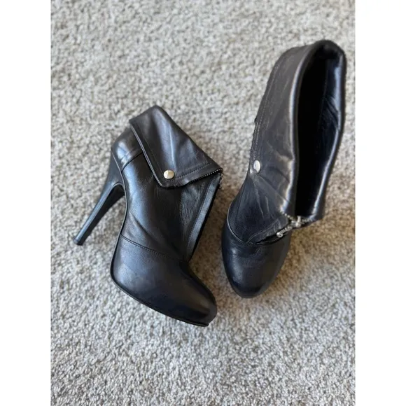 Benetton Black Leather Ankle Boots Zip Up Stiletto Heels Size 8.5