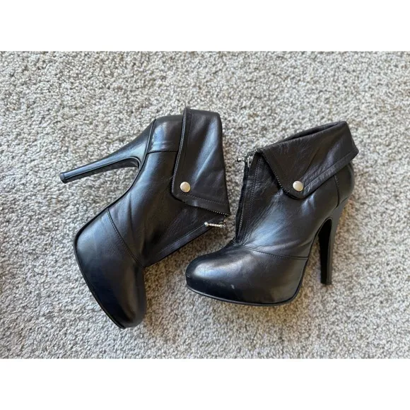 Benetton Black Leather Ankle Boots Zip Up Stiletto Heels Size 8.5