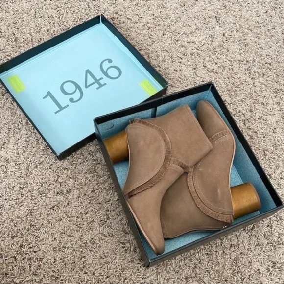 Bernardo Fringe Boots Ingrid Leather Ankle Booties Brown Size 11M NEW in Box