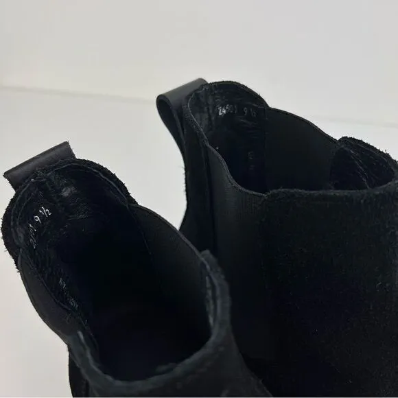 Bertuchi Black Suede Slip on Chelsea Boots