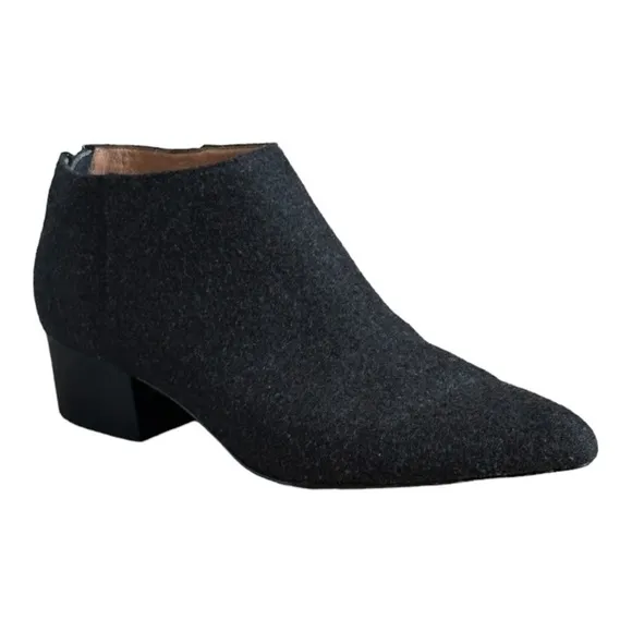 Bettye Muller Wool Charcoal Gray Point Toe Classic Ankle Boots Size 10