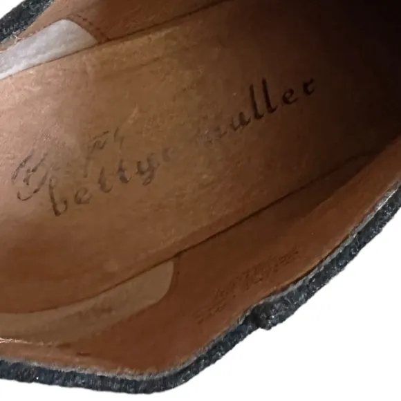 Bettye Muller Wool Charcoal Gray Point Toe Classic Ankle Boots Size 10