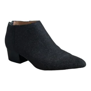 Bettye Muller Wool Charcoal Gray Point Toe Classic Ankle Boots Size 10