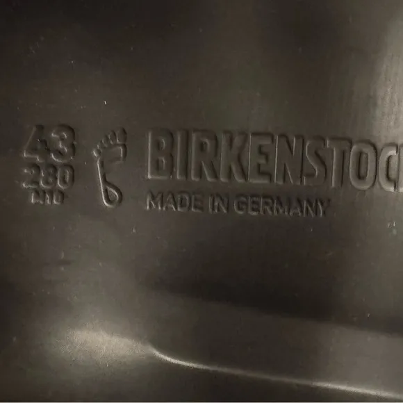 Birkenstock Arizona EVA Sandal in Black Men’s size 10