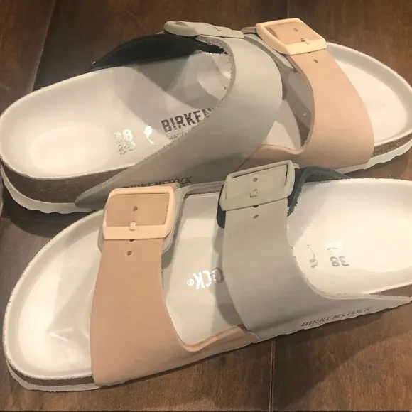 BIRKENSTOCK Arizona Split Hex Sandals NWOT