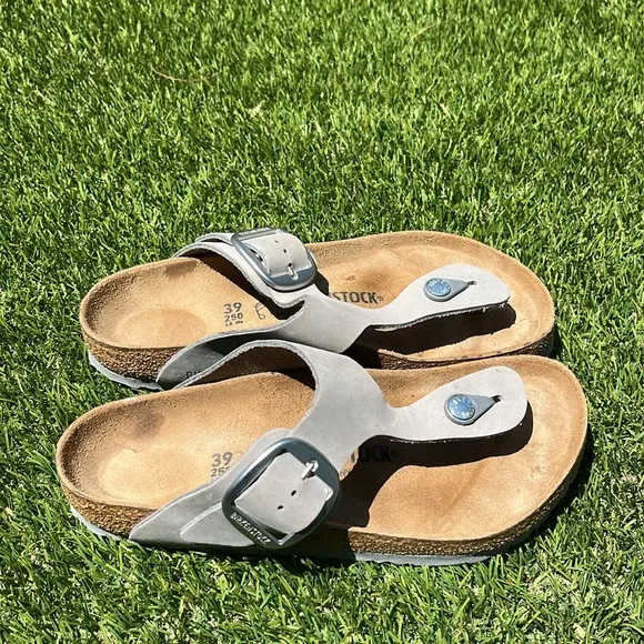 Birkenstock Big Buckle Gizeh Sandals
