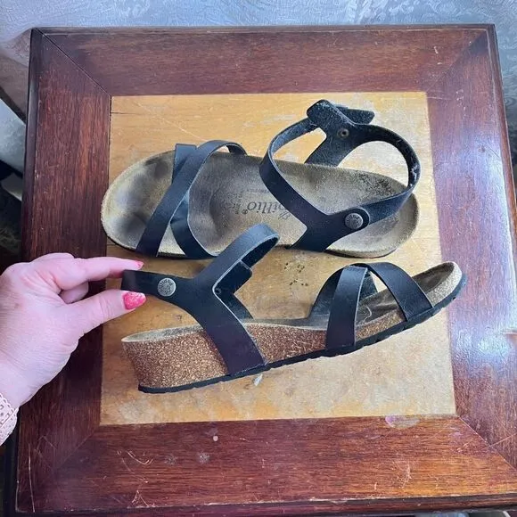 Birkenstock Black Leather Wedges Papillio 38  5.0  245. LT. M5 Sandals Strappy
