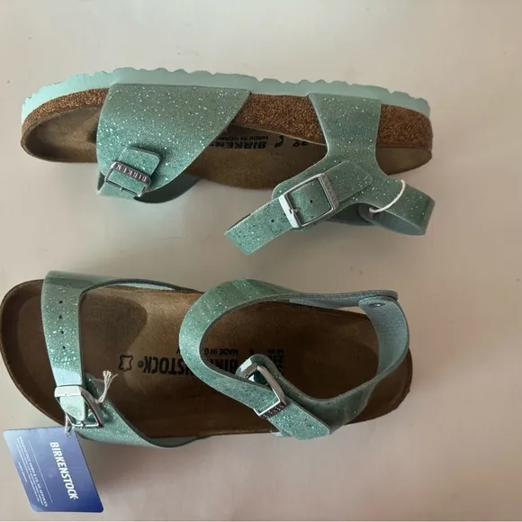 Birkenstock cosmic sparkie mineral sandal. Rare. Green.  Size: 8, 39