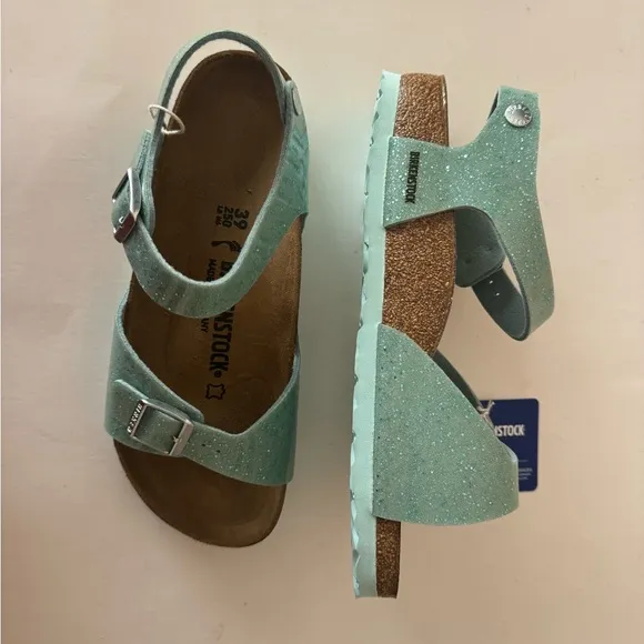 Birkenstock cosmic sparkie mineral sandal. Rare. Green.  Size: 8, 39