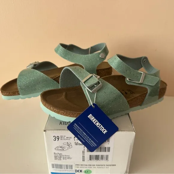 Birkenstock cosmic sparkie mineral sandal. Rare. Green.  Size: 8, 39