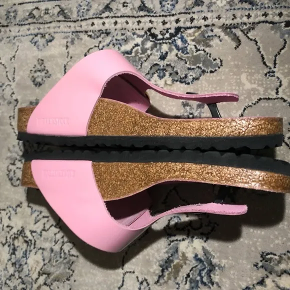 Birkenstock Gizeh Big Buckle Sandals LeatherPatent High Shine Fondant Pink
