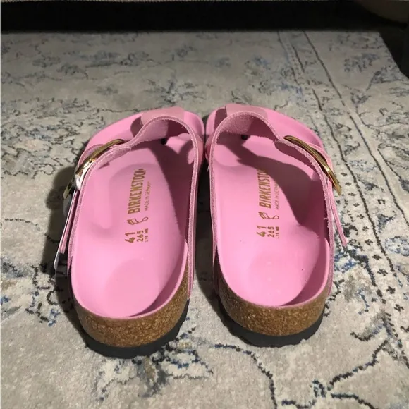 Birkenstock Gizeh Big Buckle Sandals LeatherPatent High Shine Fondant Pink