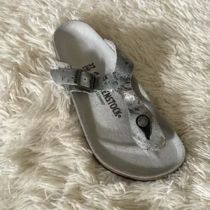 Birkenstock Metallic Suede Leather Gizeh Sandals