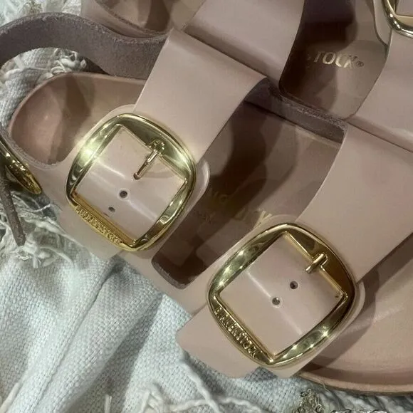 Birkenstock Milano Big Buckle High Shine Beige Leather Sandals  Size 40