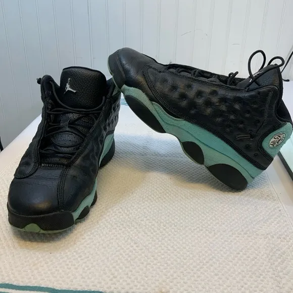 Black Air Jordan Sneakers XIII 13 GS retro island green size 7Y
