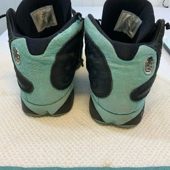 Black Air Jordan Sneakers XIII 13 GS retro island green size 7Y