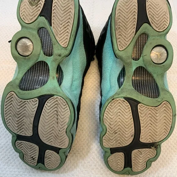 Black Air Jordan Sneakers XIII 13 GS retro island green size 7Y