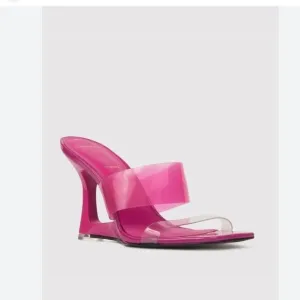 Black Suede Studio ODESSA Fuchsia Fedora Patent Leather Cut Out Wedge Sandals