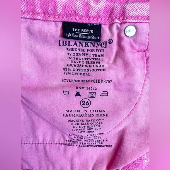 🩷BLANKNYC THE REEVE HIGH RISE RIBCAGE SHORTS PINK SIZE 26 or 2 FRAYED ACID WASH